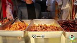 湖南有名的酱板鸭，55元一只，外皮油光发亮
