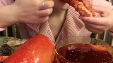 吃货姐早餐开吃龙虾腿，满满的都是食欲