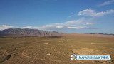 航拍秋天贺兰山脚下美丽景色