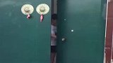 小情人在舅妈家住了三天，舅妈直接撵人了，真是个狠心的女人