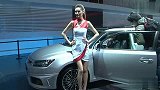 丰田美女略施粉黛