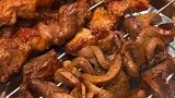 西镇电烤肉+西镇臭豆腐，微胖女孩已上线
