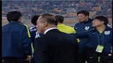 中超-13赛季-联赛-第27轮-天津泰达曹阳的进球引起大连阿尔滨球员的不满-花絮