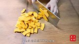 南瓜新做法，不做南瓜粥，不做南瓜馒头，做法超简单，越吃越想吃