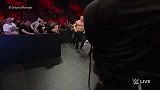 WWE-15年-RAW第1143期：主战赛 针尖对麦芒引发四方混战-花絮