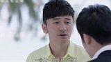 大叔与帅哥硬闯大门名场面，网友表示：女主很生气，后果很严重！