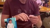 为什么要看着他欺骗自己