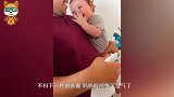妈妈让爸爸带宝宝搞卫生，不料下一秒的画面，妈妈瞬间快笑岔气了