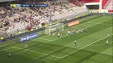 第35分钟甘冈球员吉洛鲍吉射门