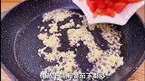 比肉还好吃的茄汁豆腐，步骤简单，酸甜开胃，汤汁淋饭更加鲜美