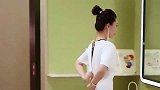 女友在厕所呆这么久，无意看到这一幕，我是错过什么了吗