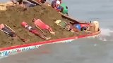 这就是海上无座？海浪在大一点，这不得直接卷入海里