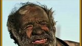 这个男人已经60年没洗澡了