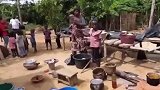 世界上最贫穷的国家，100人才有1部手机，为中国捐款100欧