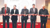 姜昆法国出席开幕式，郭德纲法国要开巡演，谁更接地气？
