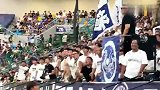 天津球迷看台怒喷韦世豪 球员回应：你下来，下来！