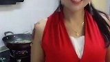 厨房来扭一个，有没有要来我家吃饭的，我一个人吃不完……