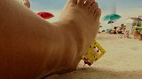 海绵宝宝：海绵宝宝头一次上沙滩，就闹出笑话，太尴尬