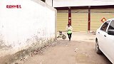 小伙子拾金不昧，大妈作为回报请小伙子吃饭，结局让人感动
