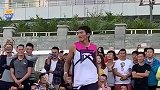 作秀的功夫一流，真正比赛不入流，丢人现眼