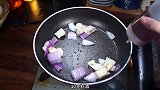 红烧肥肠的家常做法，百吃不腻的红烧肥肠，超级开胃