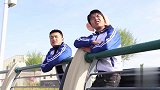 二浪带阿宝户外散心，结果被阿宝追了50年，真是太有趣了