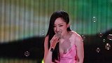 47岁杨钰莹为何嫁不出去？网友：看完十年前的照片我也不敢娶！