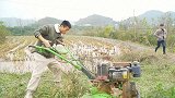 四川方言：老表带徒弟，玩起了丢包计，活该被抓！
