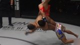 泰国高手过胸摔把对手脖子险些弄断，赢得比赛后不忘跳舞庆祝