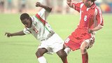 中国阿曼交锋回顾：01年世预赛中国2-0阿曼 祁宏范志毅破门