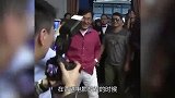 谢贤被爆深夜脑梗？谢霆锋病房大哭，本尊现身辟谣回应