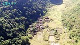 神秘的无人山村，被路过的无人机发现，宛如桃花源却没人敢靠近它