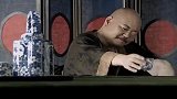 冷枪：两兄弟为争家产撕破脸，弟弟清除瓷庄白蚁，哥哥暗箱操作