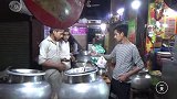 这是印度德里的街边小饭店，炒饭9元1份，看看卫生怎么样
