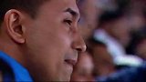 终场哨响！阿根廷队友和贝宁球员纷纷上前拥抱梅西