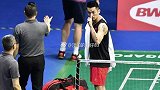 林丹首轮退赛或另有隐情 临走时疑食指怒怼裁判