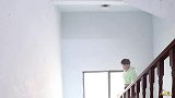 短剧：姐姐找弟媳借钱修老房子，弟媳卖嫁妆帮助姐姐，感动
