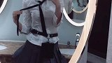 我这套衣服你们觉得好看吗 我今天是不是很漂亮