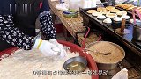 煎糖饼在韩国卖的超火！裹上糖粉啪叽一按煎到金黄焦脆，太诱人了