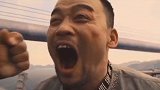 高手过招，锅盖也能当武器使用