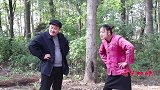 村妹和她爹因为两毛钱吵架，结果村妹把爹卖给收废品的，结局太逗