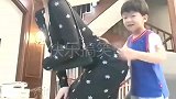 妈妈晒出自己和儿子的日常生活