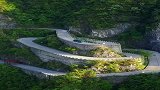 世界最壮观的超级公路之一，天门山道拐，秋名山都弱了。