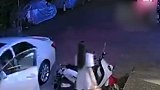拖拽女子上车男子道歉 当街被强塞进车女子回应 前男友已在派出所写下保证书，保证不再骚扰，谢谢帮她的陌生人