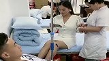 为了和美女搭讪，小伙子这脑洞也是没谁了