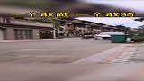 她来了她来了，她骑着三轮过来啦！