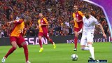 节奏来了！本泽马反击一条龙分球罗德里戈 小将右脚爆射遭没收