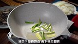 下班回到家来一碗鲜掉眉毛的冬瓜蛤蜊汤浑身暖暖的……美食趣胃计划 美食分享官 星探家