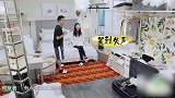 何猷君胆子有多小一只蜘蛛吓到跑出村子，像极了地主家的傻儿子