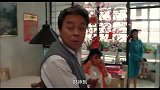 男子一块钱骗钱一打财神，小孩为了报复他小气，扔一挂鞭炮进他家